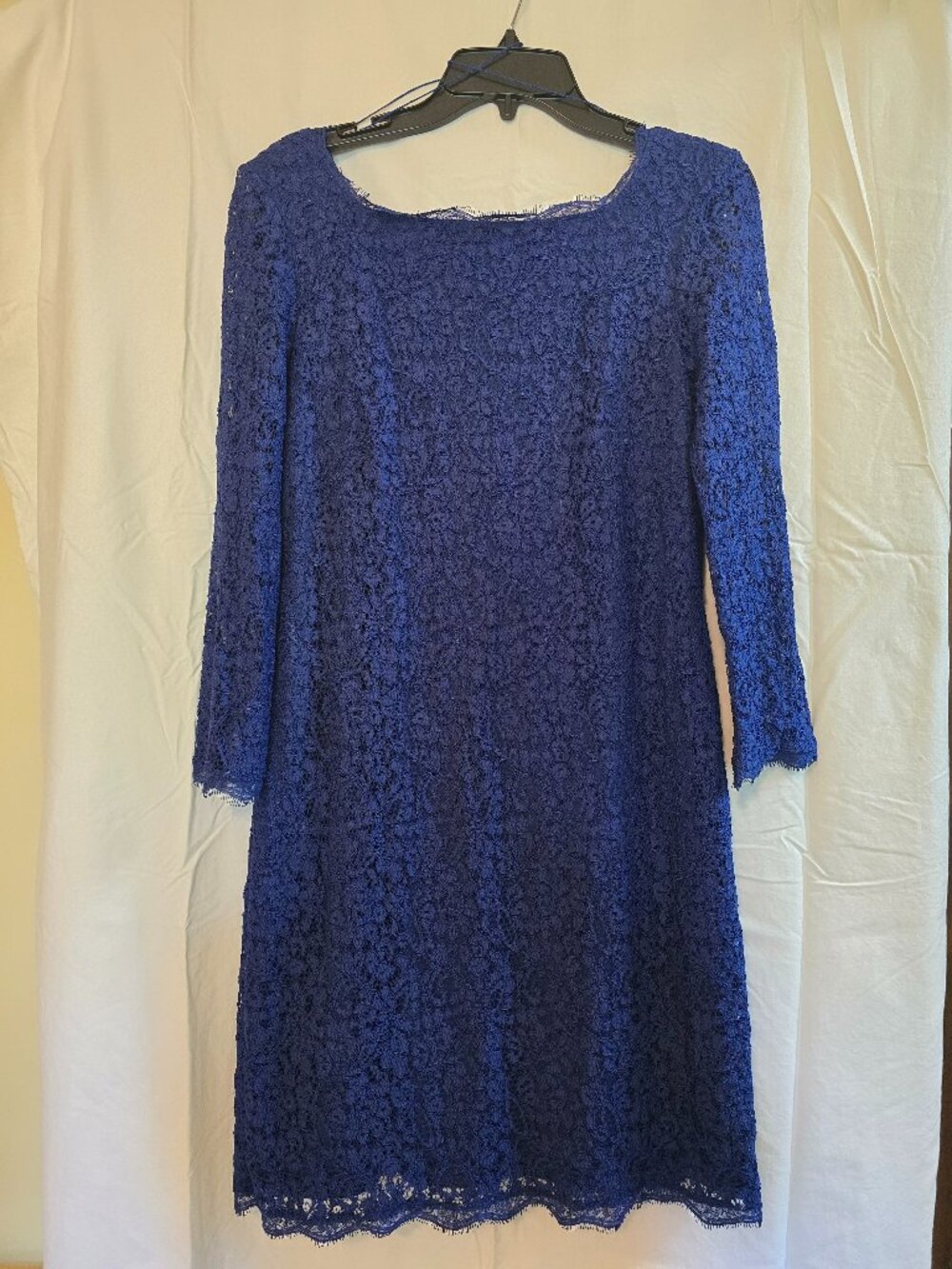 ADRIANNA PAPELL Square neck Royal Blue Lace Dress. Size 14.